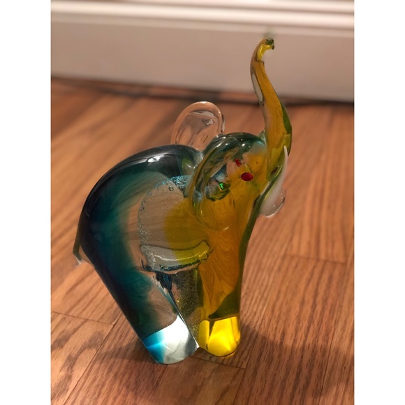 Murano Glass Elephant Figurine - Picture 1 of 10